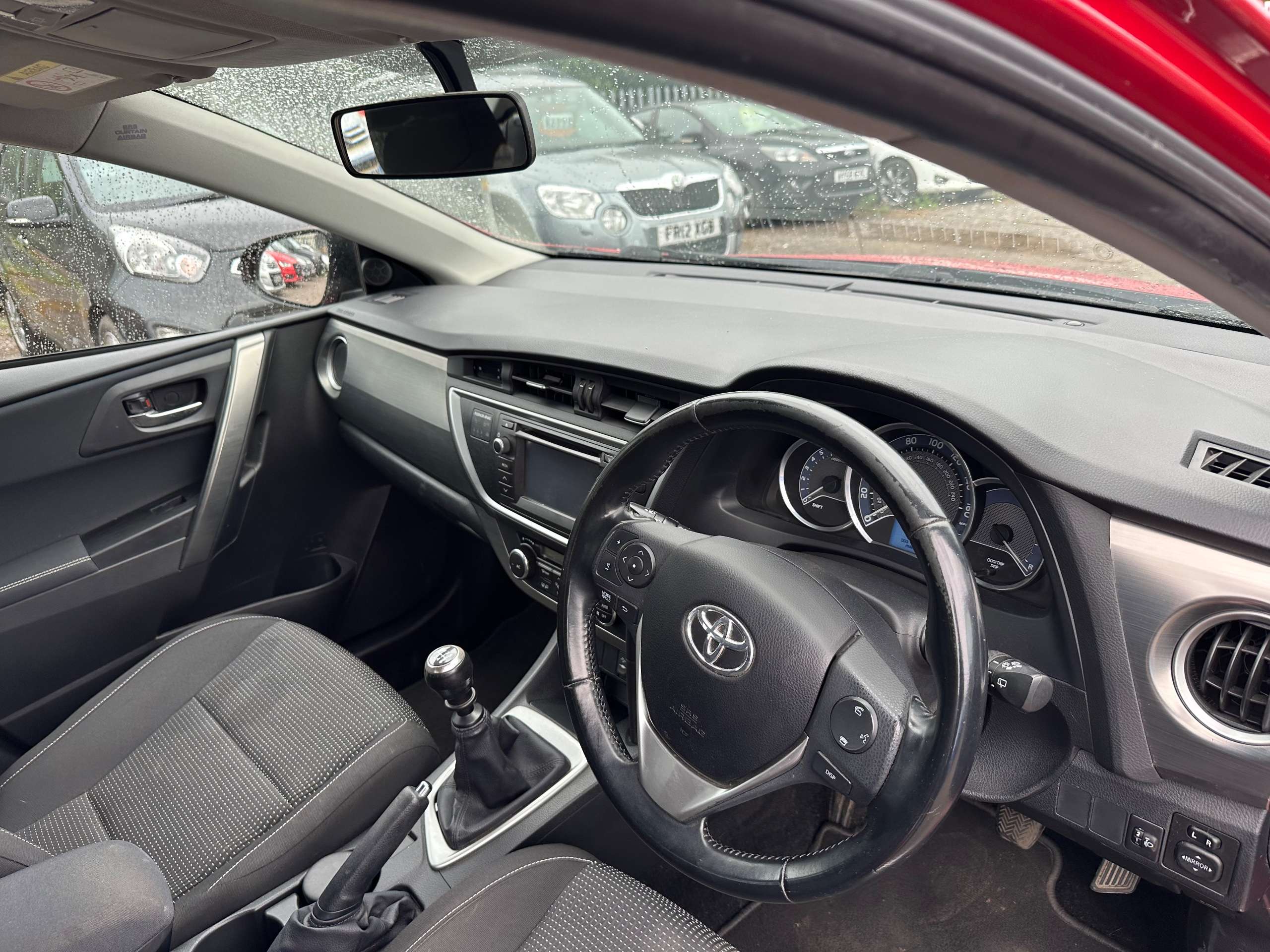 2014 TOYOTA AURIS 2014 TOYOTA AURIS
