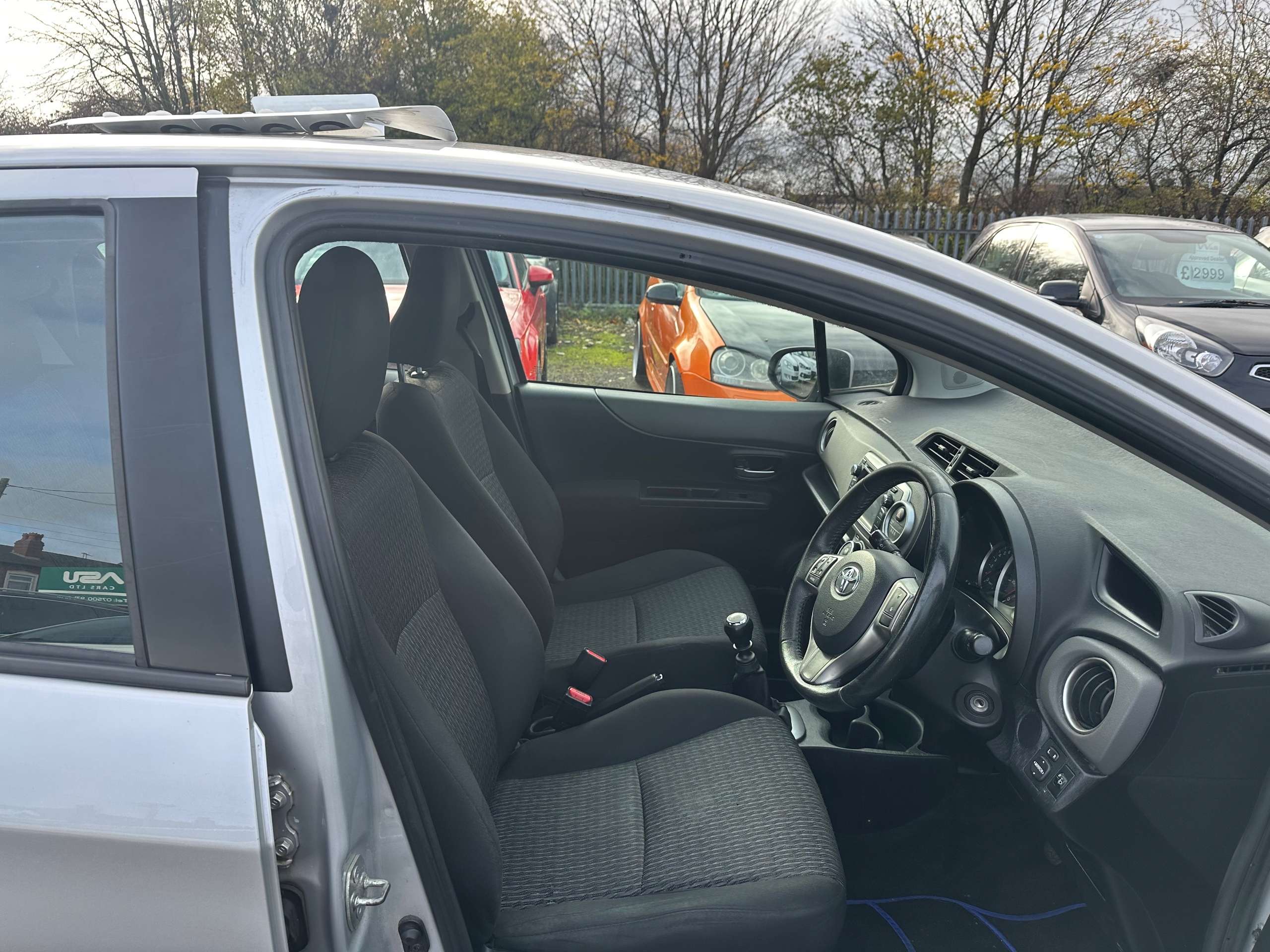 2013 TOYOTA YARIS 2013 TOYOTA YARIS