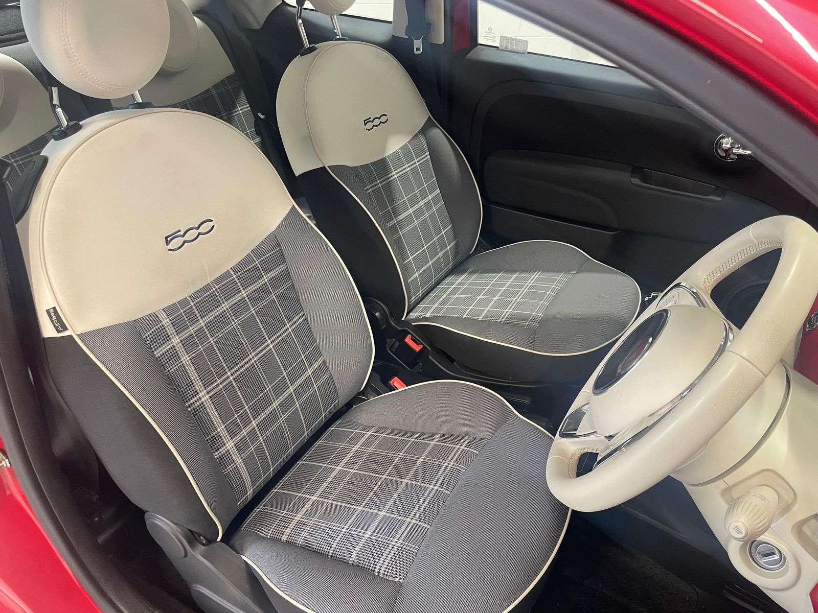 2019 FIAT 500 2019 FIAT 500