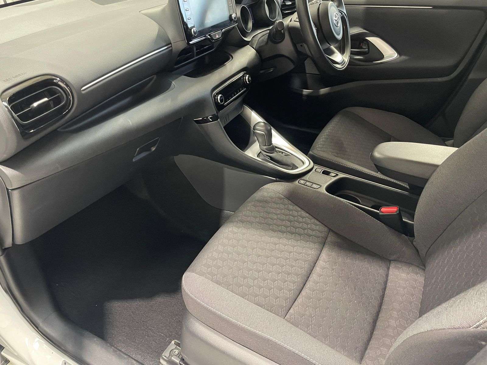 2023 TOYOTA YARIS 2023 TOYOTA YARIS