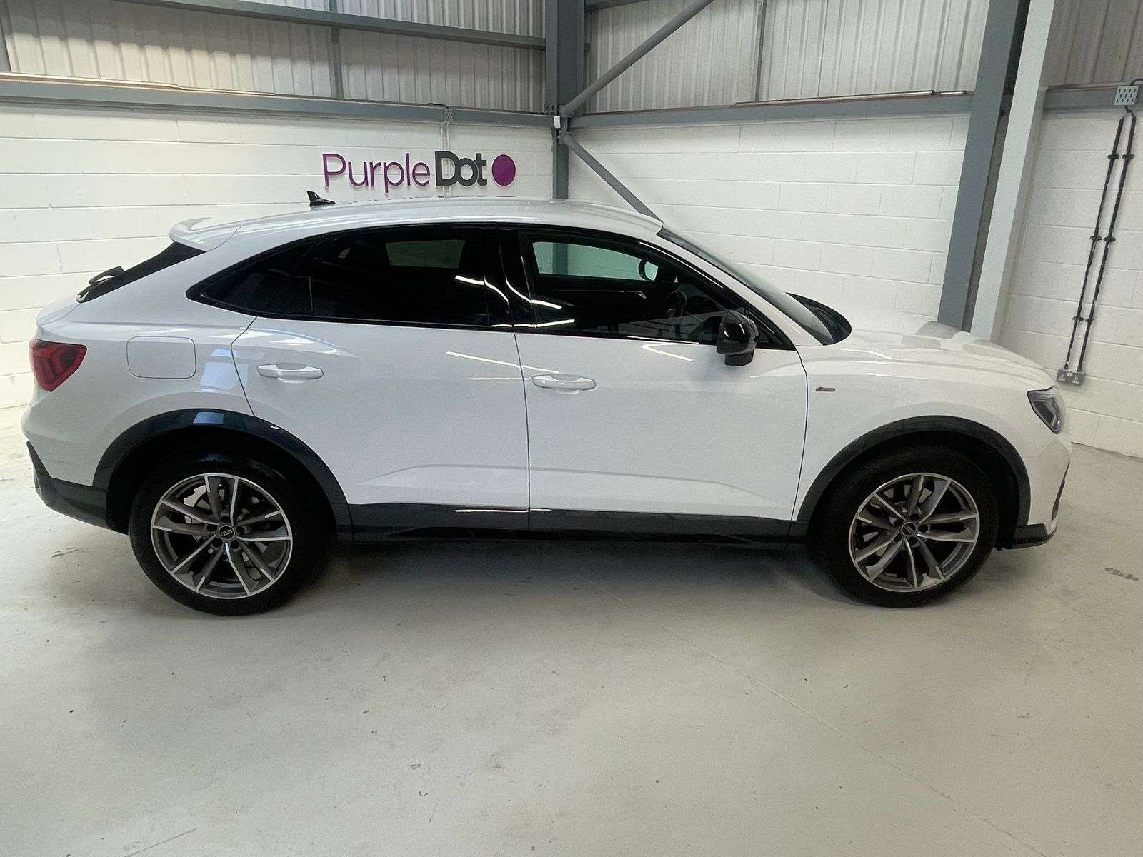 2023 AUDI Q3 2023 AUDI Q3