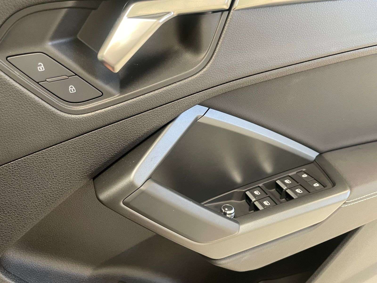 2023 AUDI Q3 2023 AUDI Q3