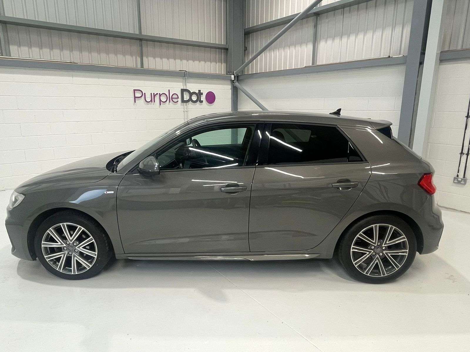 2020 AUDI A1 2020 AUDI A1