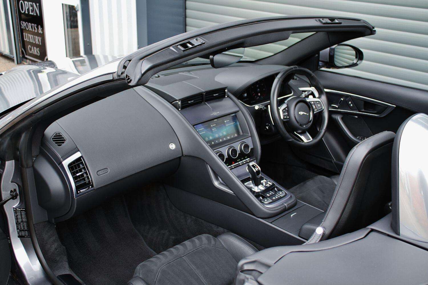 2020 JAGUAR F-TYPE 2020 JAGUAR F-TYPE