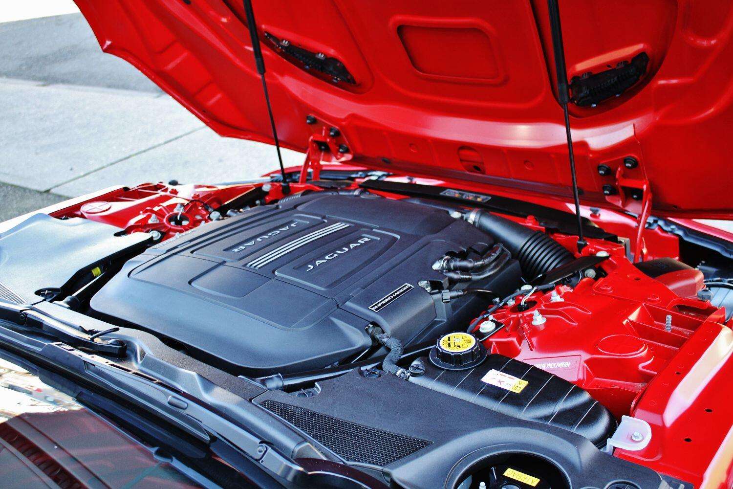 2021 JAGUAR F-TYPE 2021 JAGUAR F-TYPE