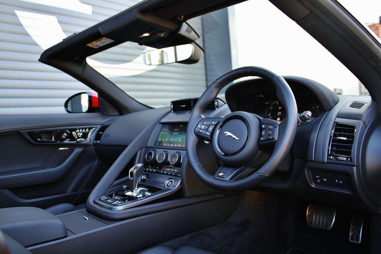 2024 JAGUAR F-TYPE 2024 JAGUAR F-TYPE