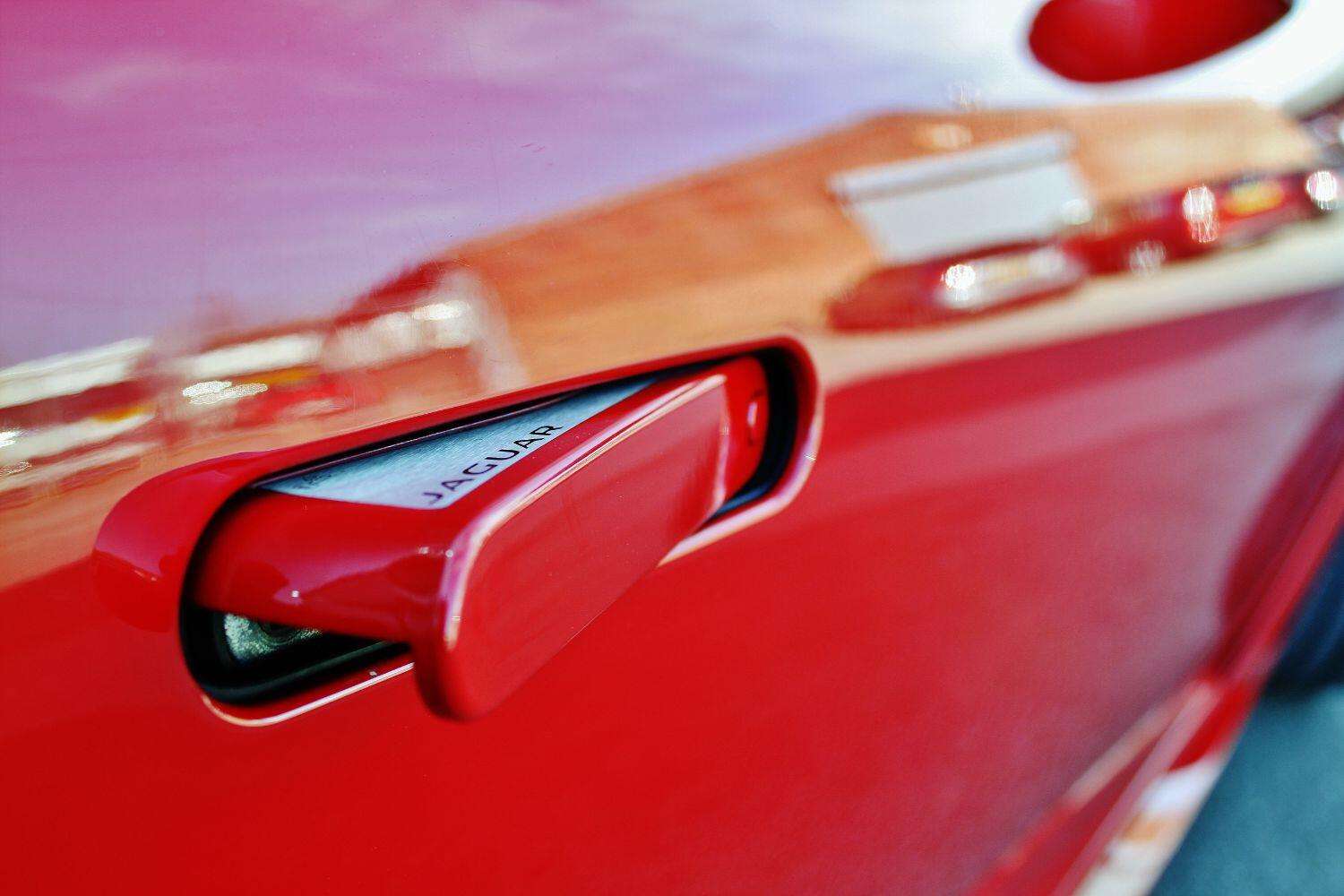 2016 JAGUAR F-TYPE 2016 JAGUAR F-TYPE