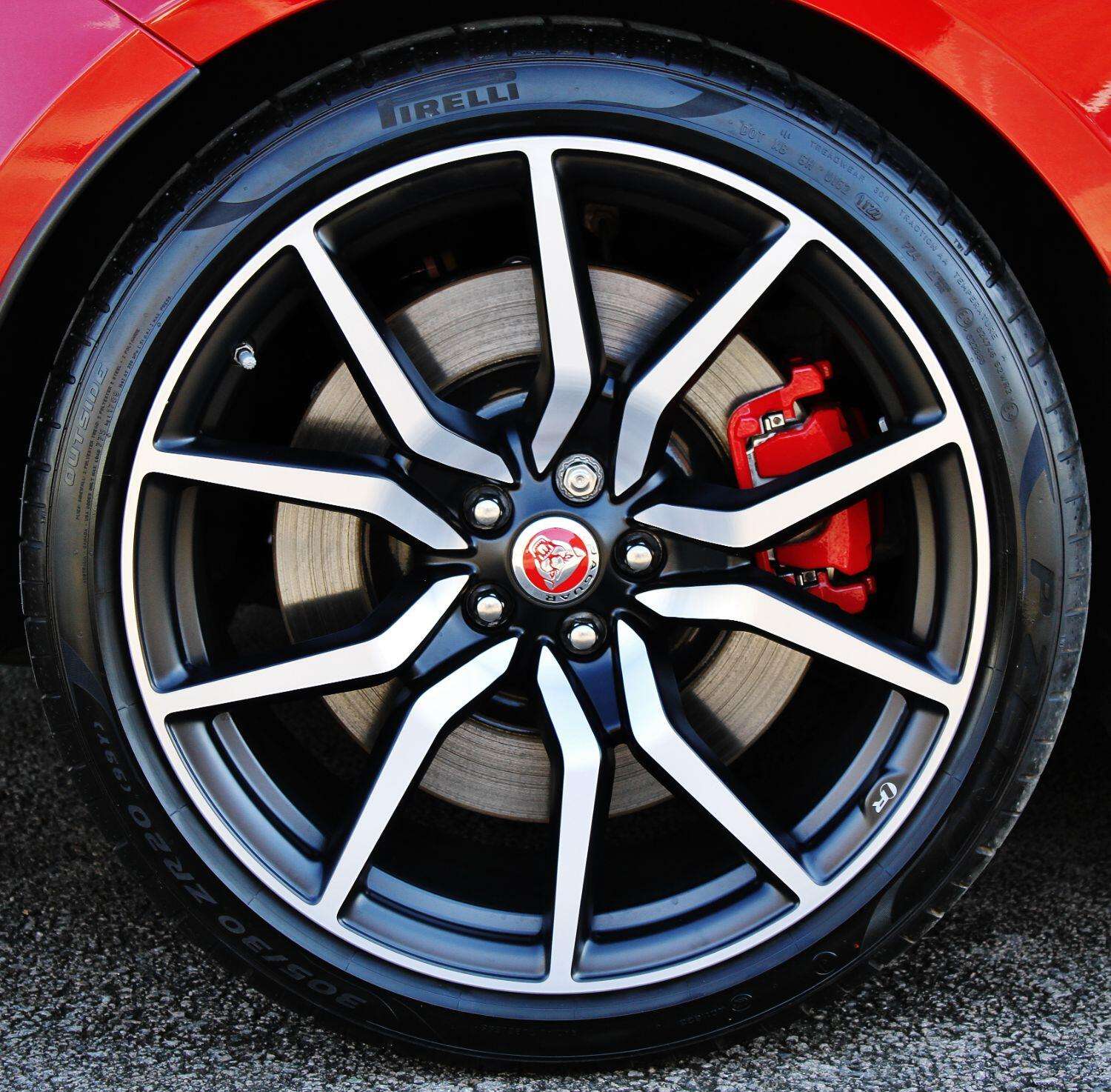 2024 JAGUAR F-TYPE 2024 JAGUAR F-TYPE