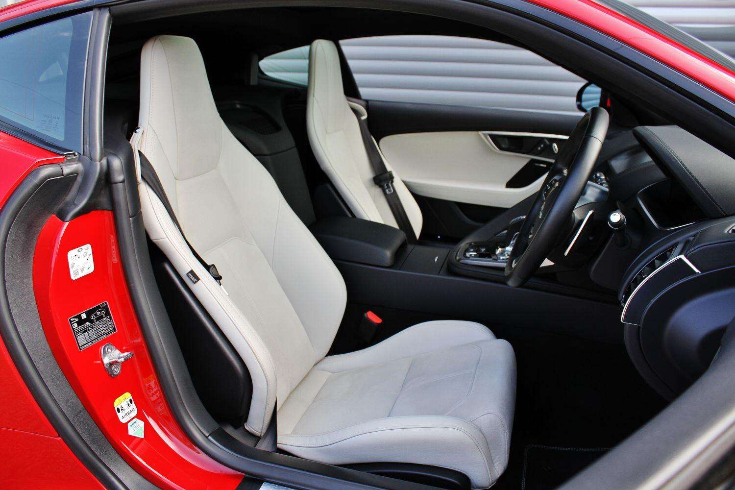 2022 JAGUAR F-TYPE 2022 JAGUAR F-TYPE