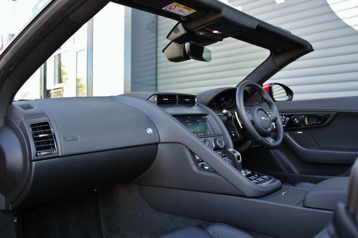 2024 JAGUAR F-TYPE 2024 JAGUAR F-TYPE