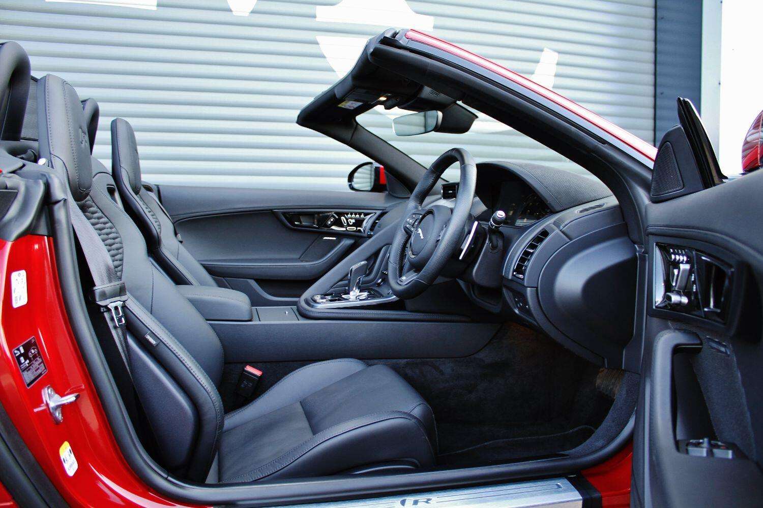 2024 JAGUAR F-TYPE 2024 JAGUAR F-TYPE