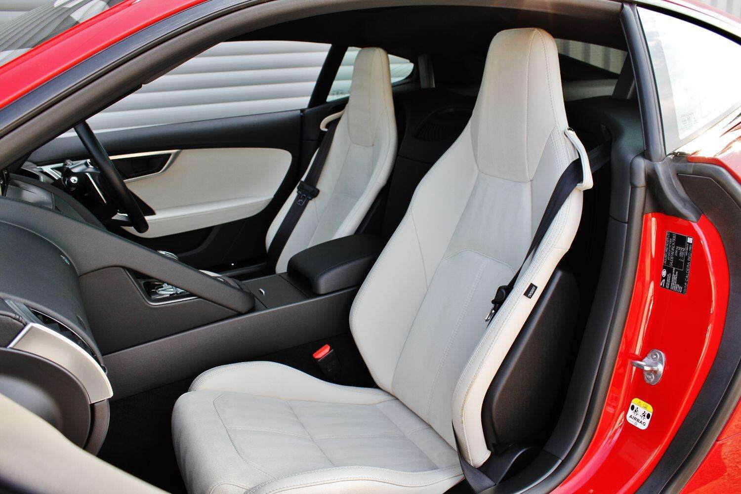 2022 JAGUAR F-TYPE 2022 JAGUAR F-TYPE