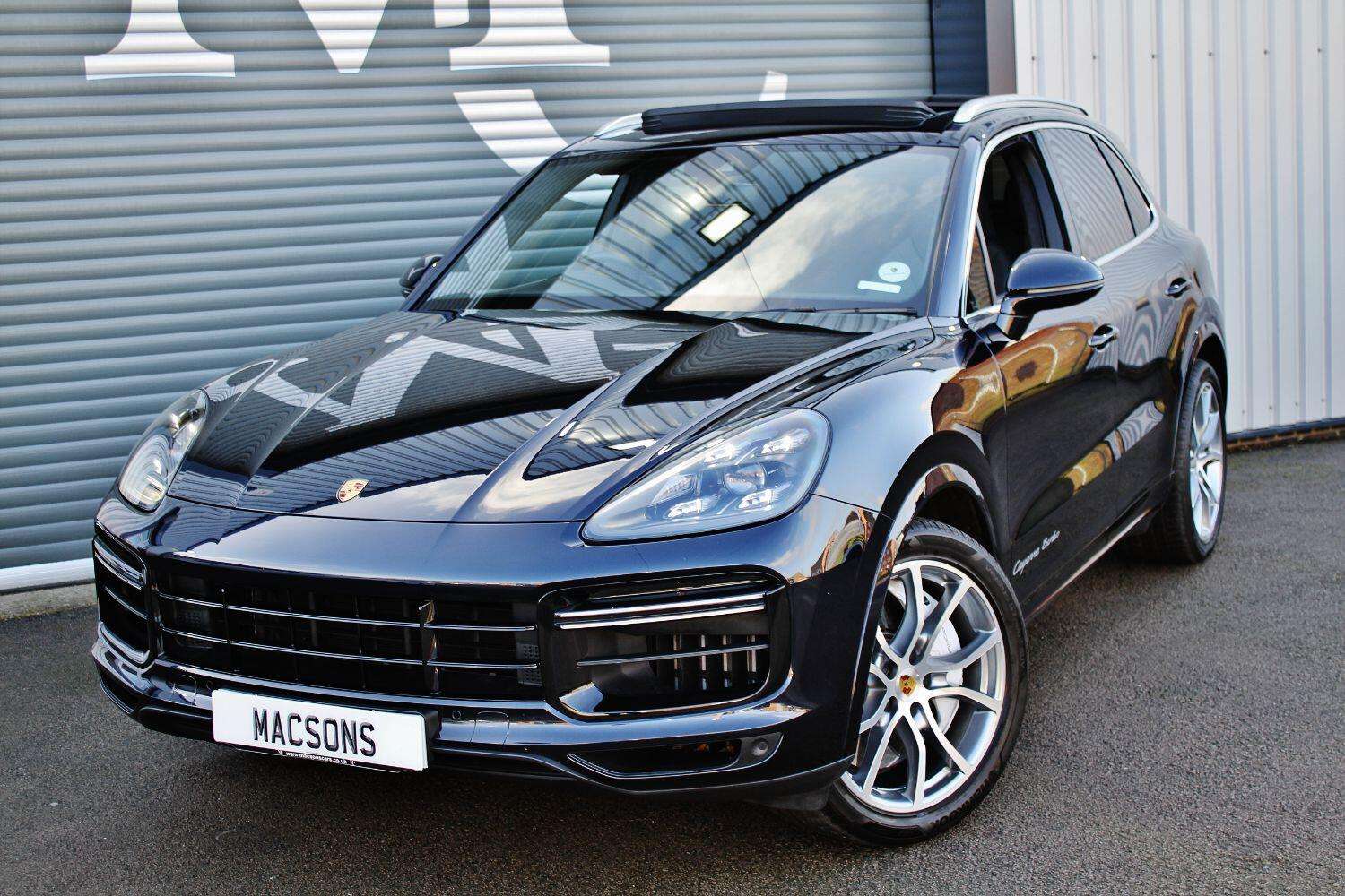 2020 PORSCHE CAYENNE 2020 PORSCHE CAYENNE