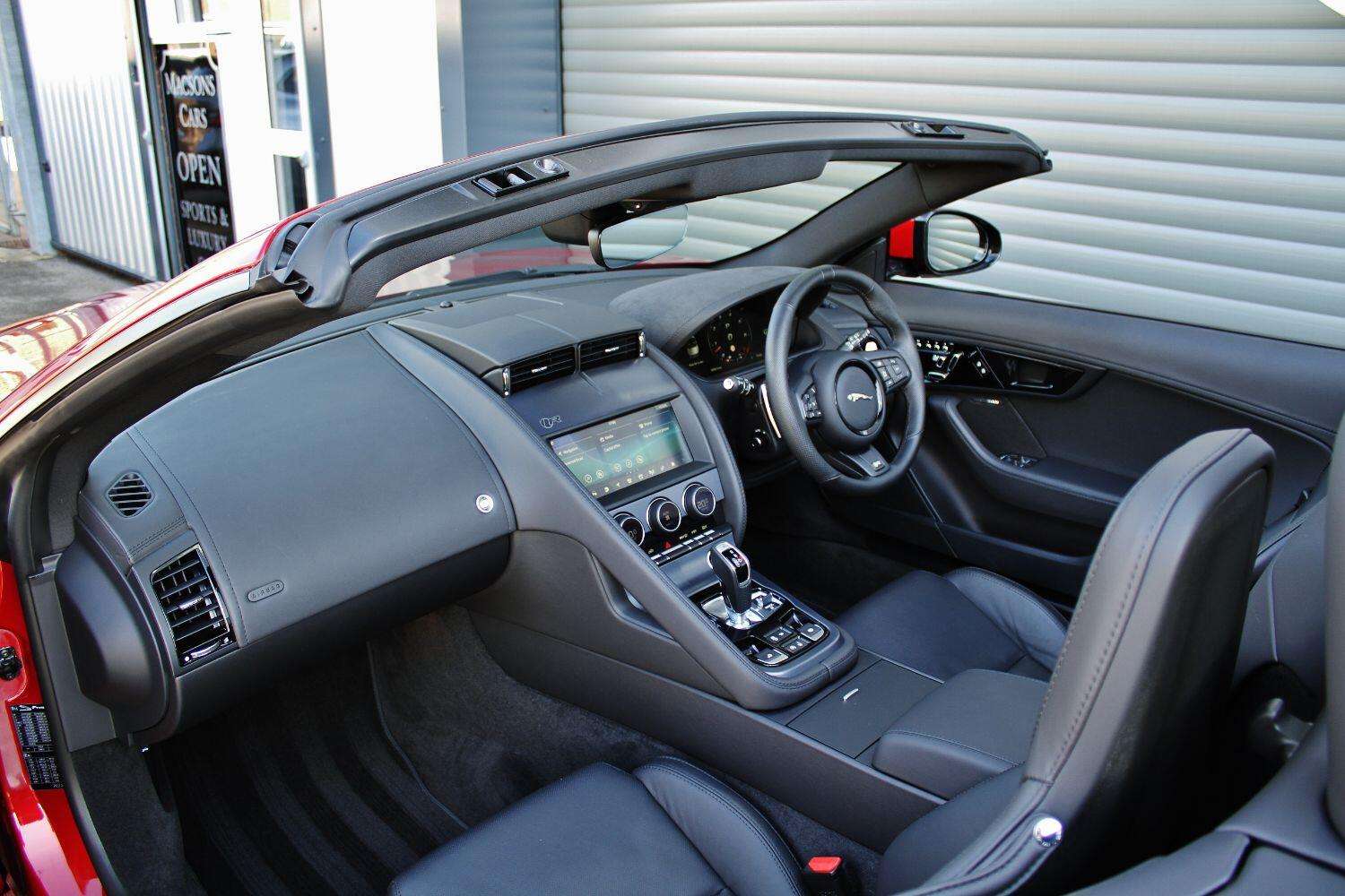 2024 JAGUAR F-TYPE 2024 JAGUAR F-TYPE