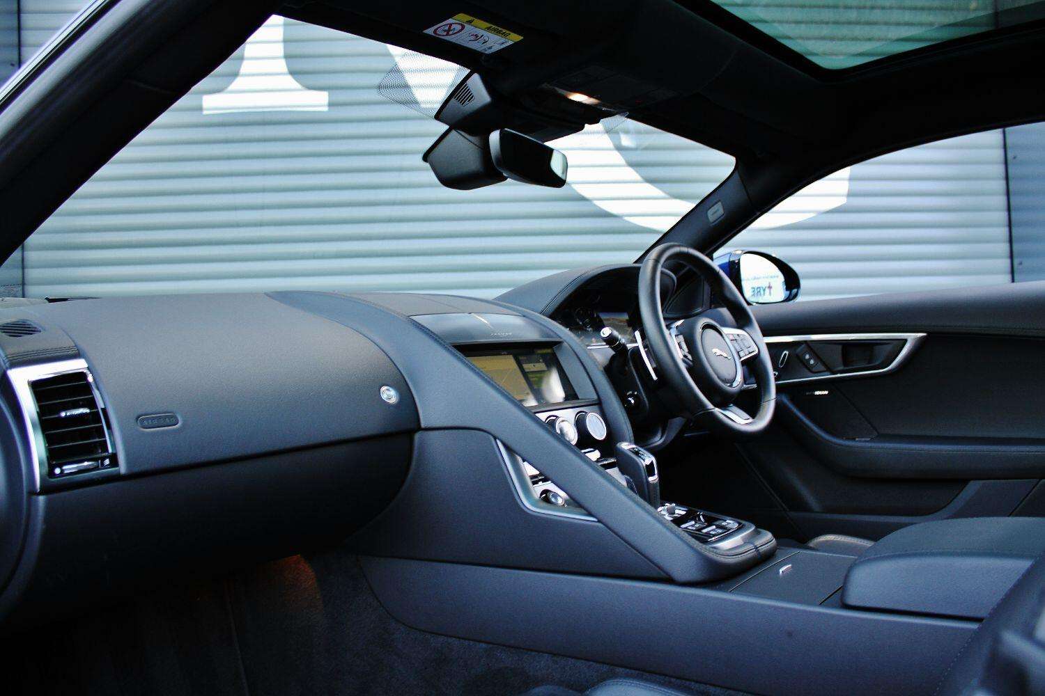 2020 JAGUAR F-TYPE 2020 JAGUAR F-TYPE