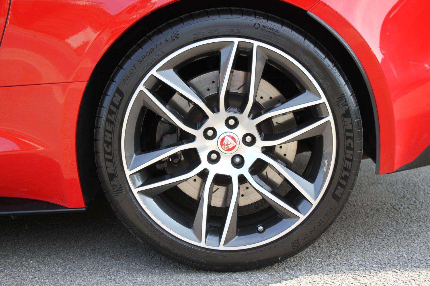 2022 JAGUAR F-TYPE 2022 JAGUAR F-TYPE