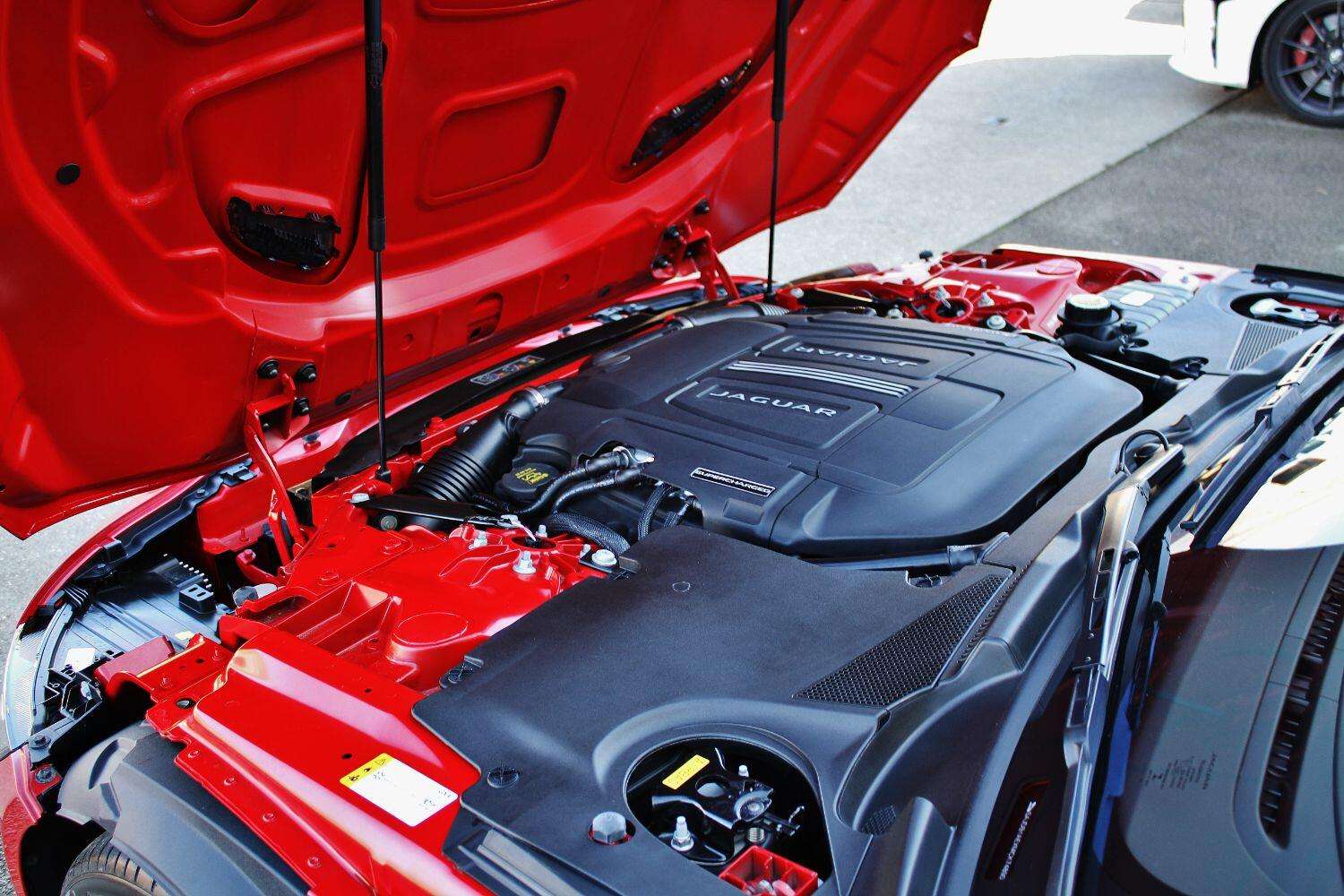 2021 JAGUAR F-TYPE 2021 JAGUAR F-TYPE