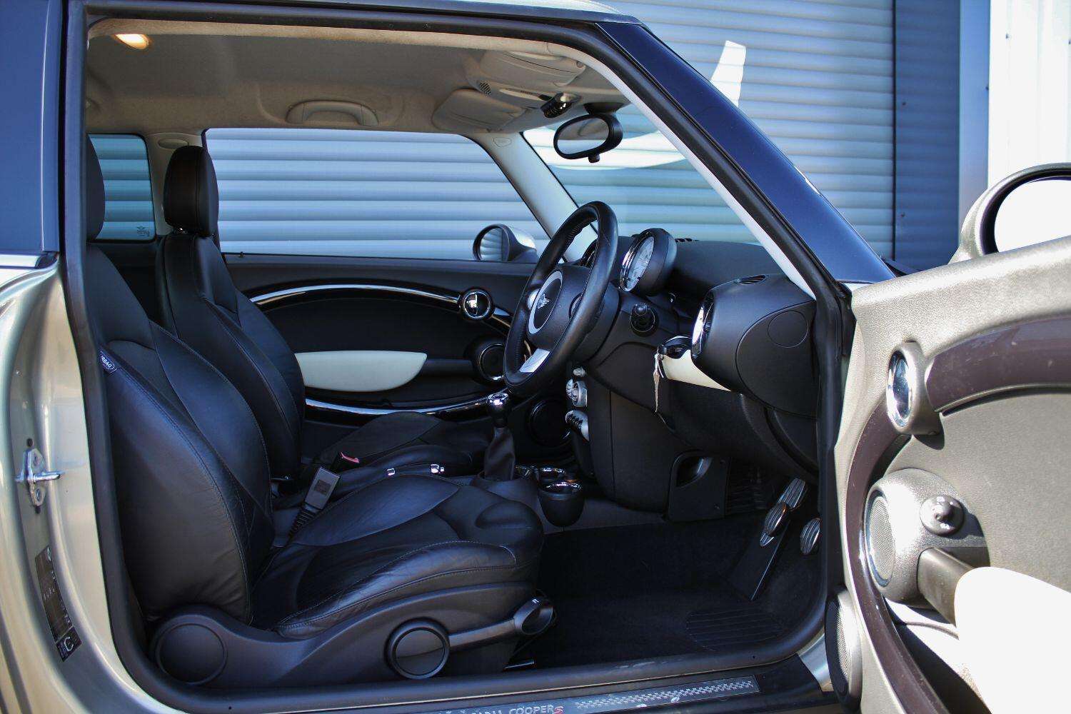 2007 MINI HATCH 2007 MINI HATCH