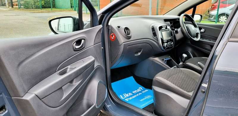 2017 RENAULT CAPTUR 2017 RENAULT CAPTUR