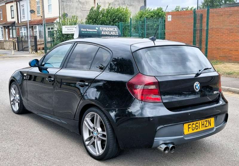 2011 BMW 1 SERIES 2011 BMW 1 SERIES