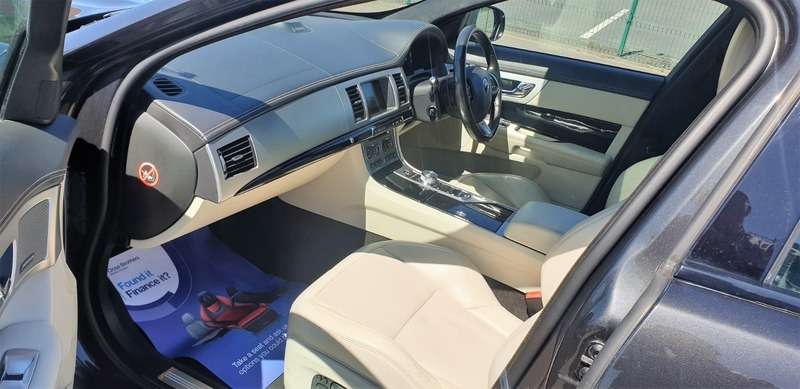 2014 JAGUAR XF 2014 JAGUAR XF