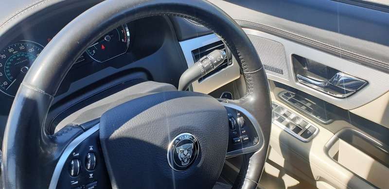 2014 JAGUAR XF 2014 JAGUAR XF