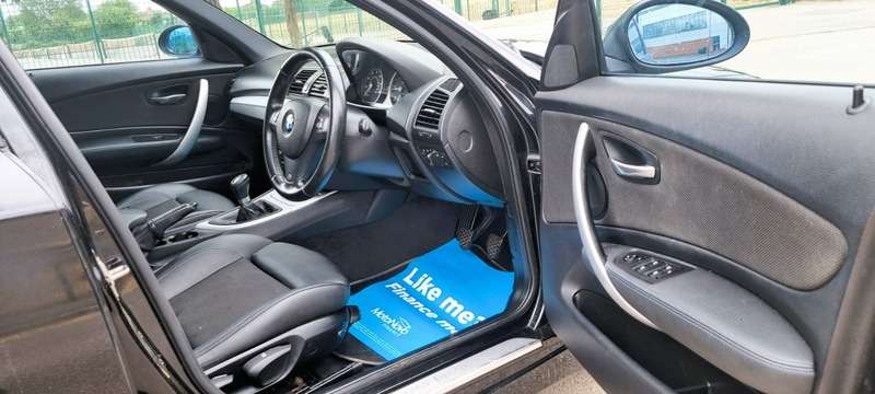 2011 BMW 1 SERIES 2011 BMW 1 SERIES