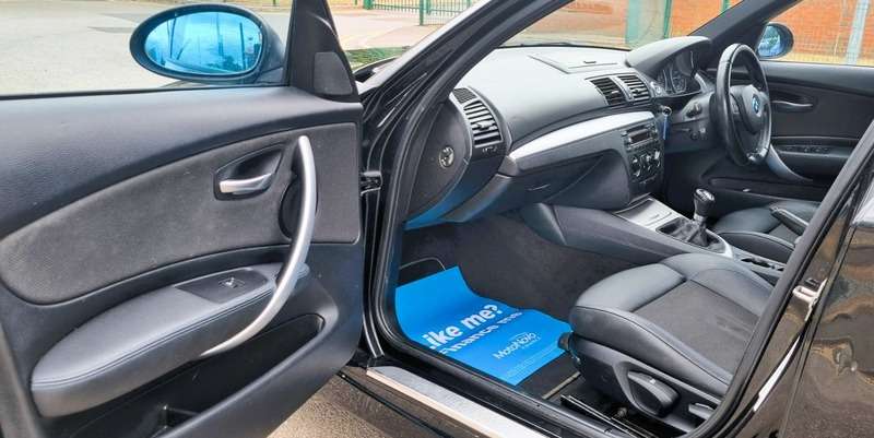 2011 BMW 1 SERIES 2011 BMW 1 SERIES