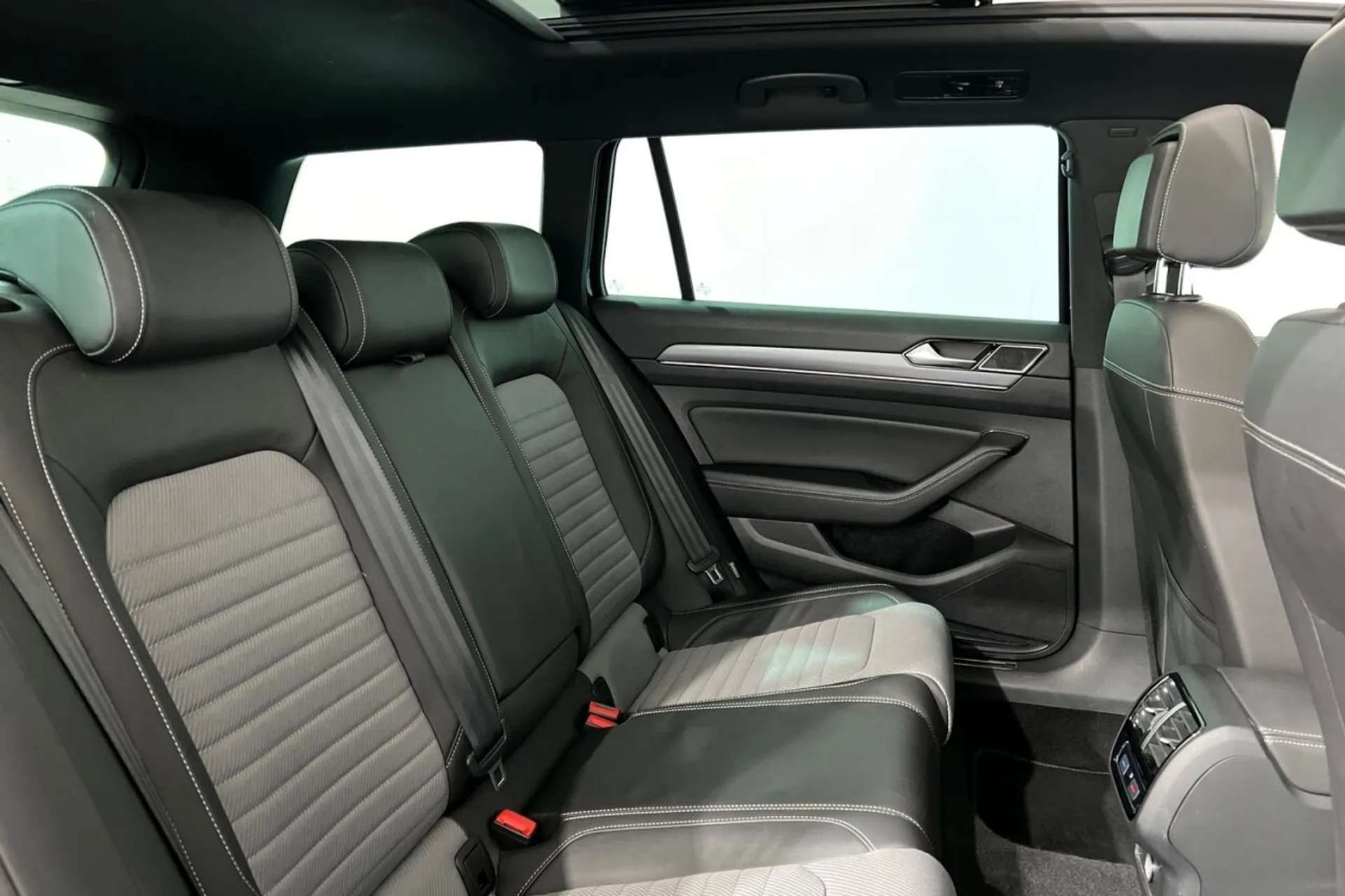 2019 VOLKSWAGEN PASSAT 2019 VOLKSWAGEN PASSAT