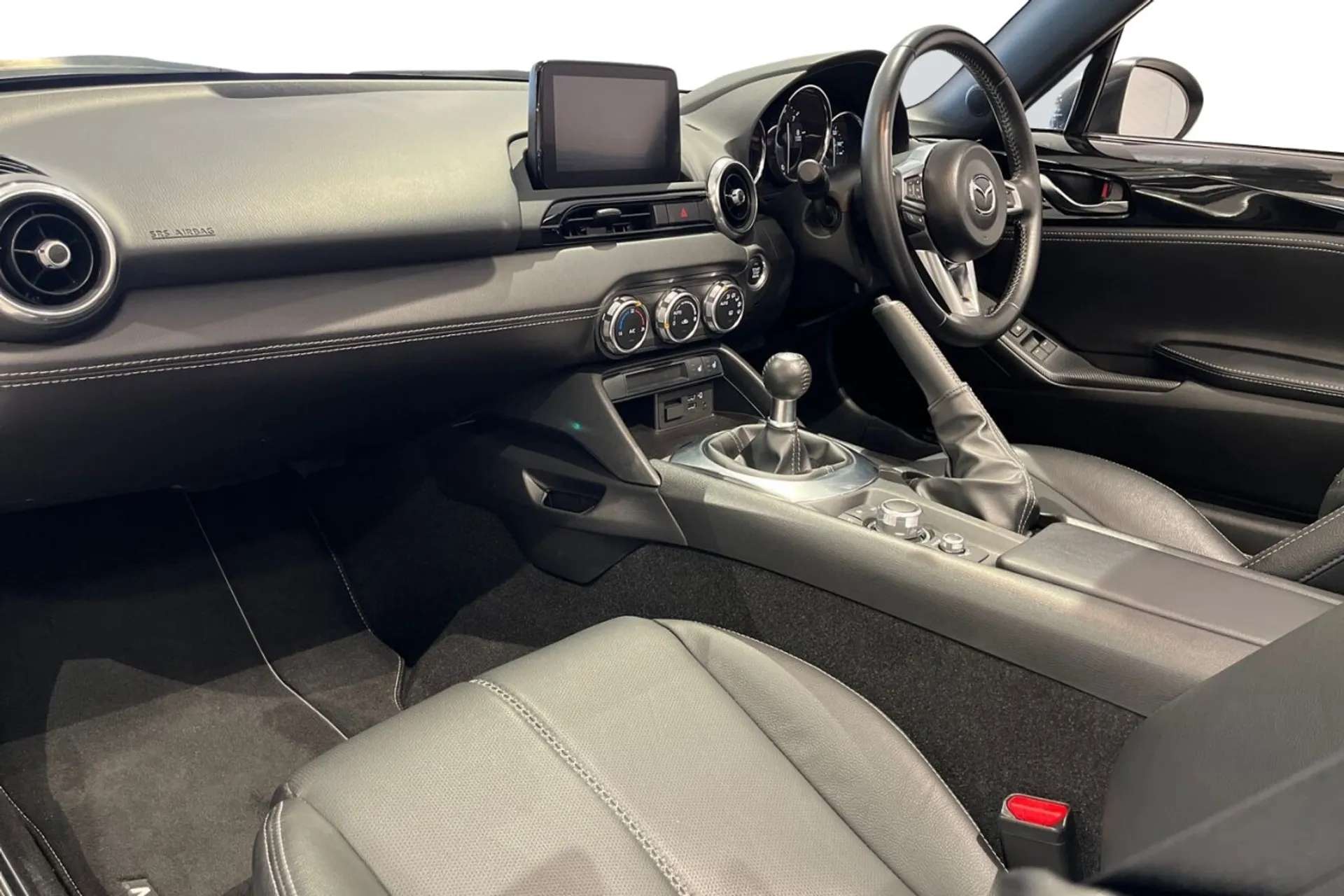 2021 MAZDA MX-5 2021 MAZDA MX-5