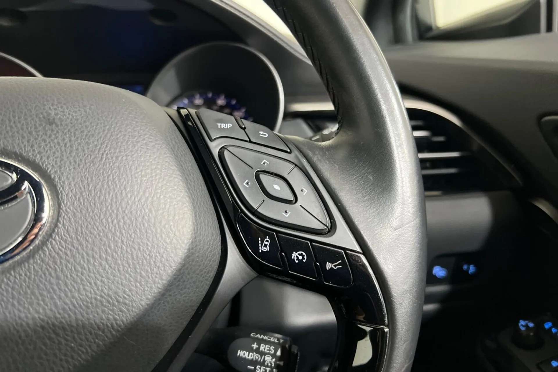 2019 TOYOTA CHR 2019 TOYOTA CHR