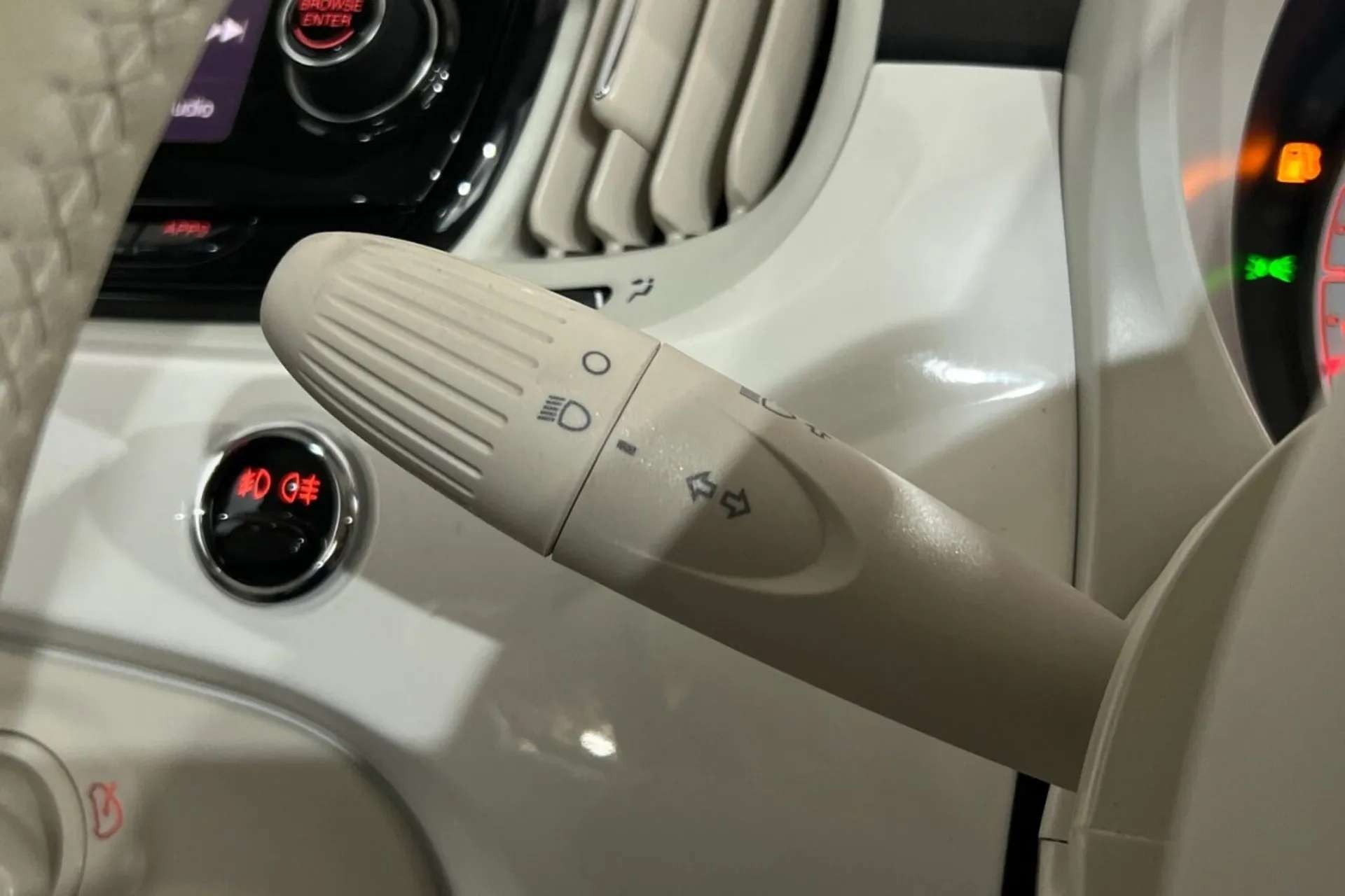 2019 FIAT 500 2019 FIAT 500