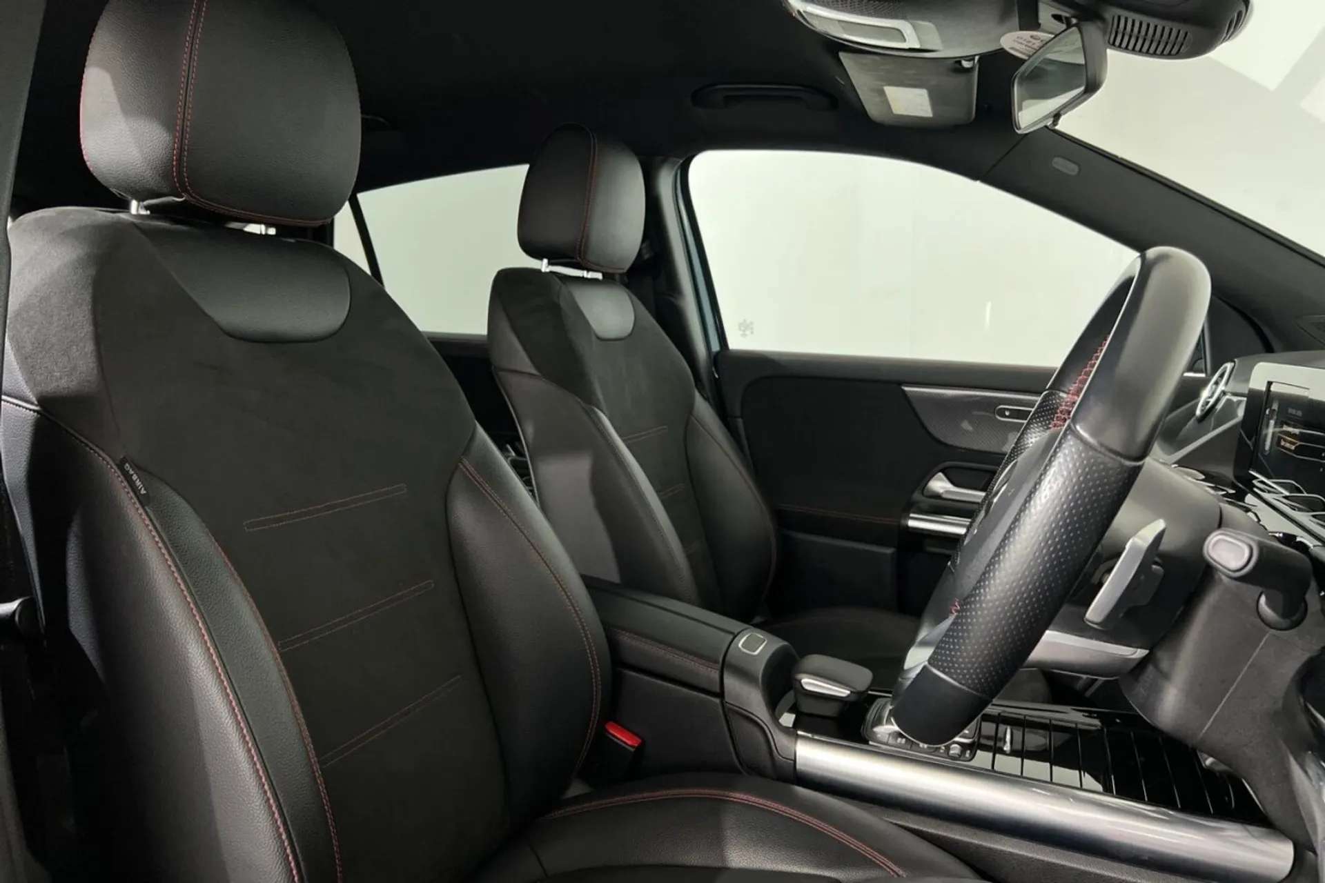 0 MERCEDES-BENZ GLA CLASS 0 MERCEDES-BENZ GLA CLASS