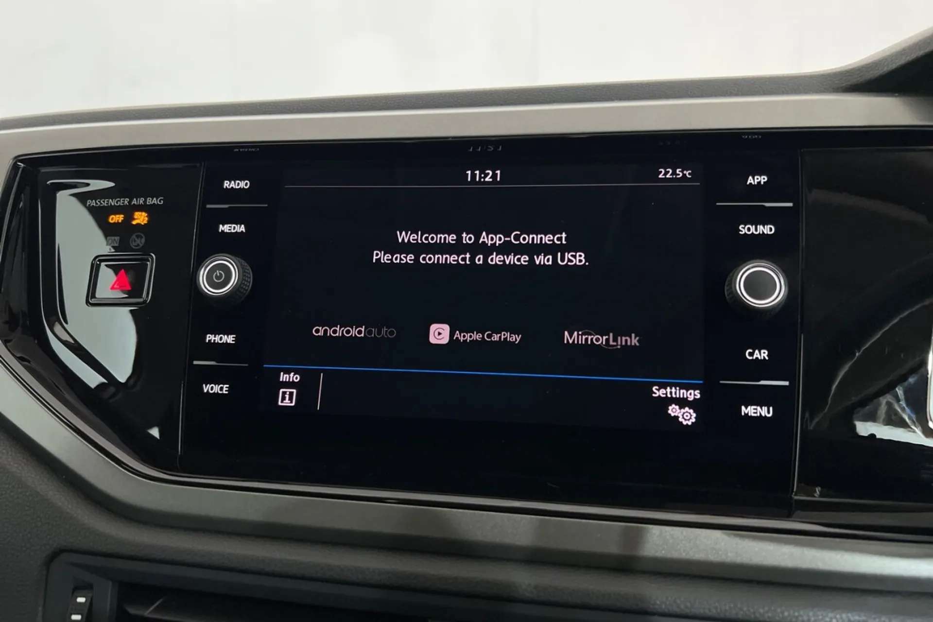 2019 VOLKSWAGEN POLO 2019 VOLKSWAGEN POLO