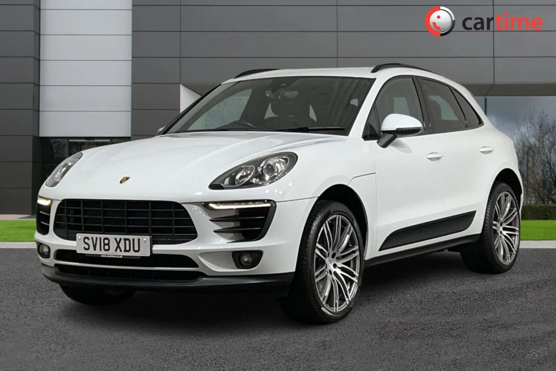 2018 PORSCHE MACAN 2018 PORSCHE MACAN
