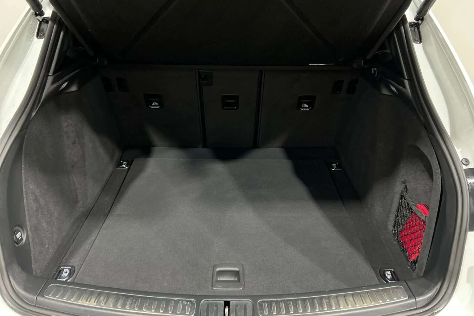 2018 PORSCHE MACAN 2018 PORSCHE MACAN