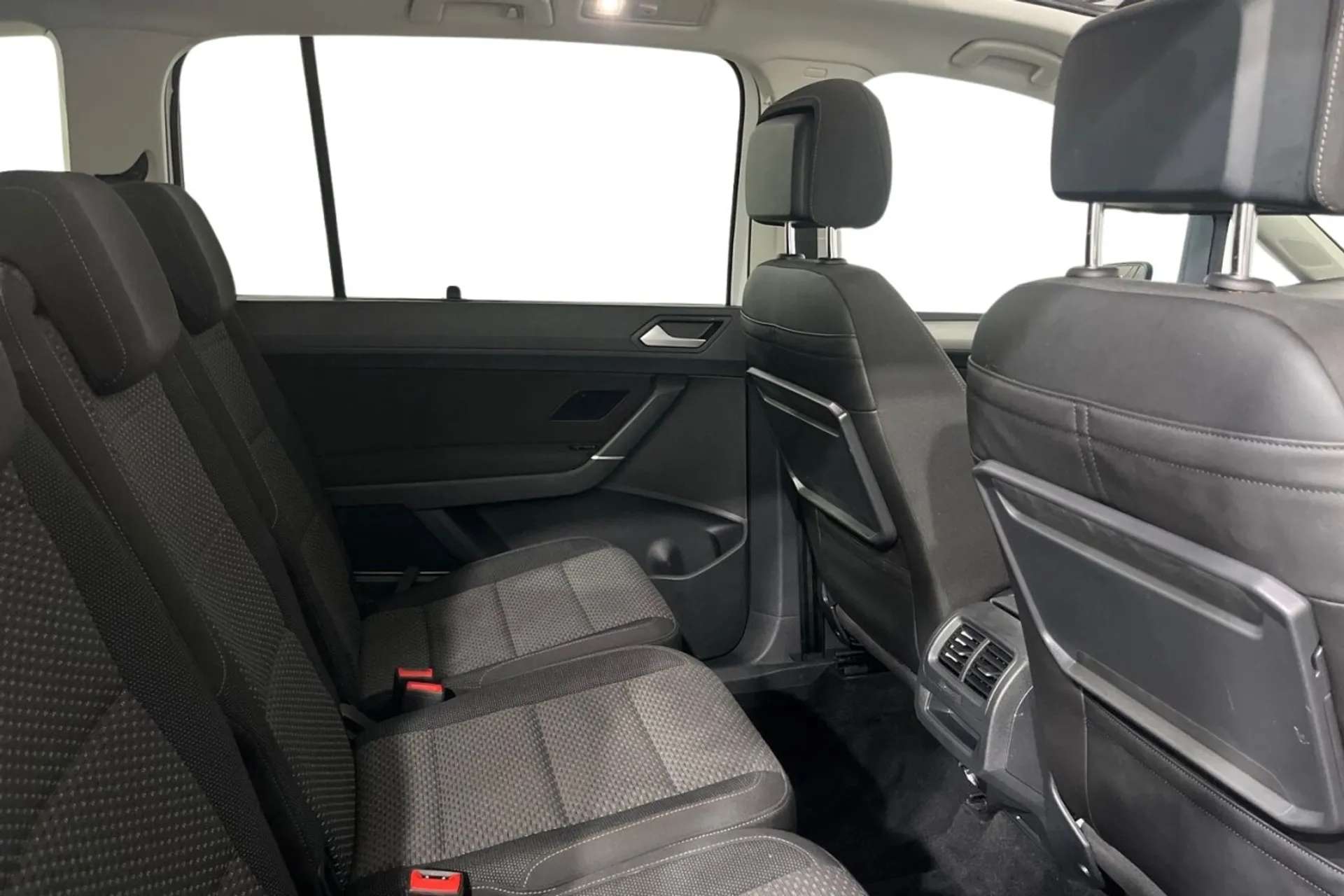 2020 VOLKSWAGEN TOURAN 2020 VOLKSWAGEN TOURAN