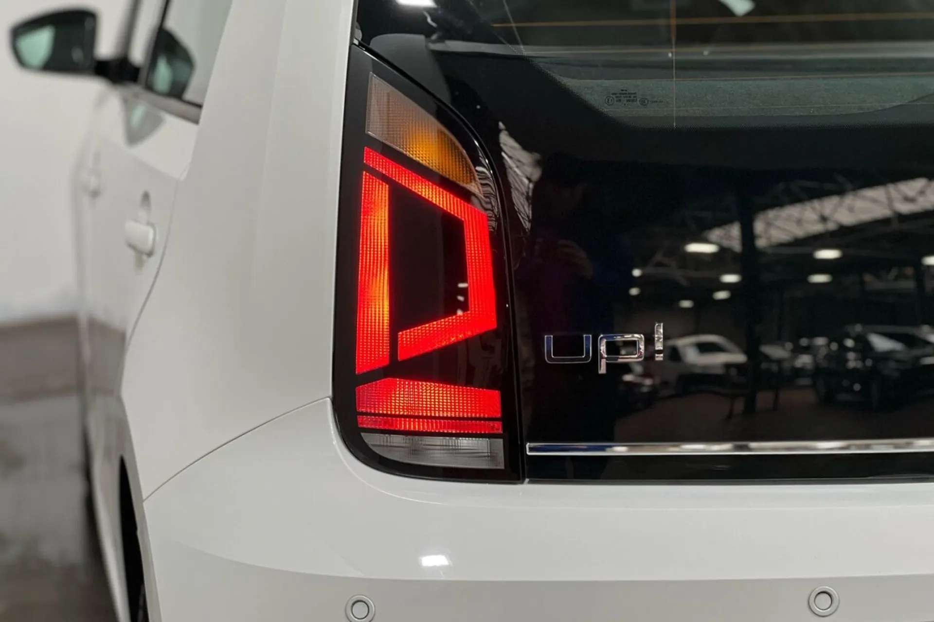 2017 VOLKSWAGEN UP 2017 VOLKSWAGEN UP