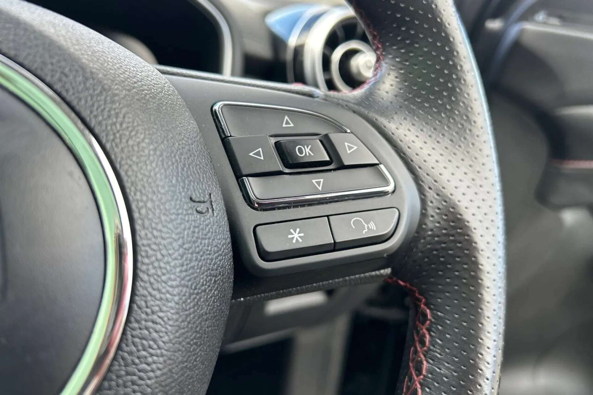 2022 MG MG HS 2022 MG MG HS