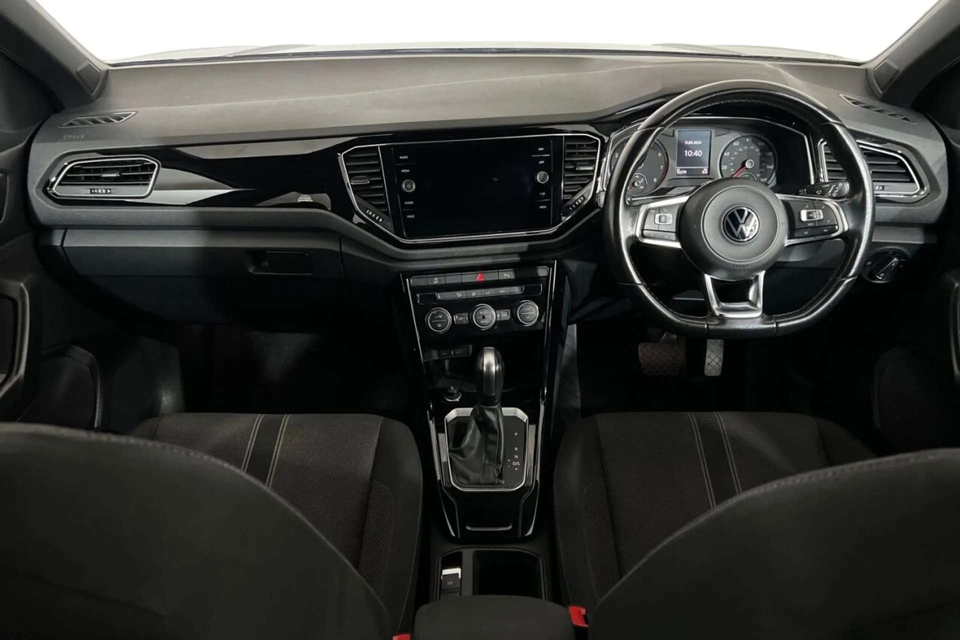 2020 VOLKSWAGEN T-ROC 2020 VOLKSWAGEN T-ROC