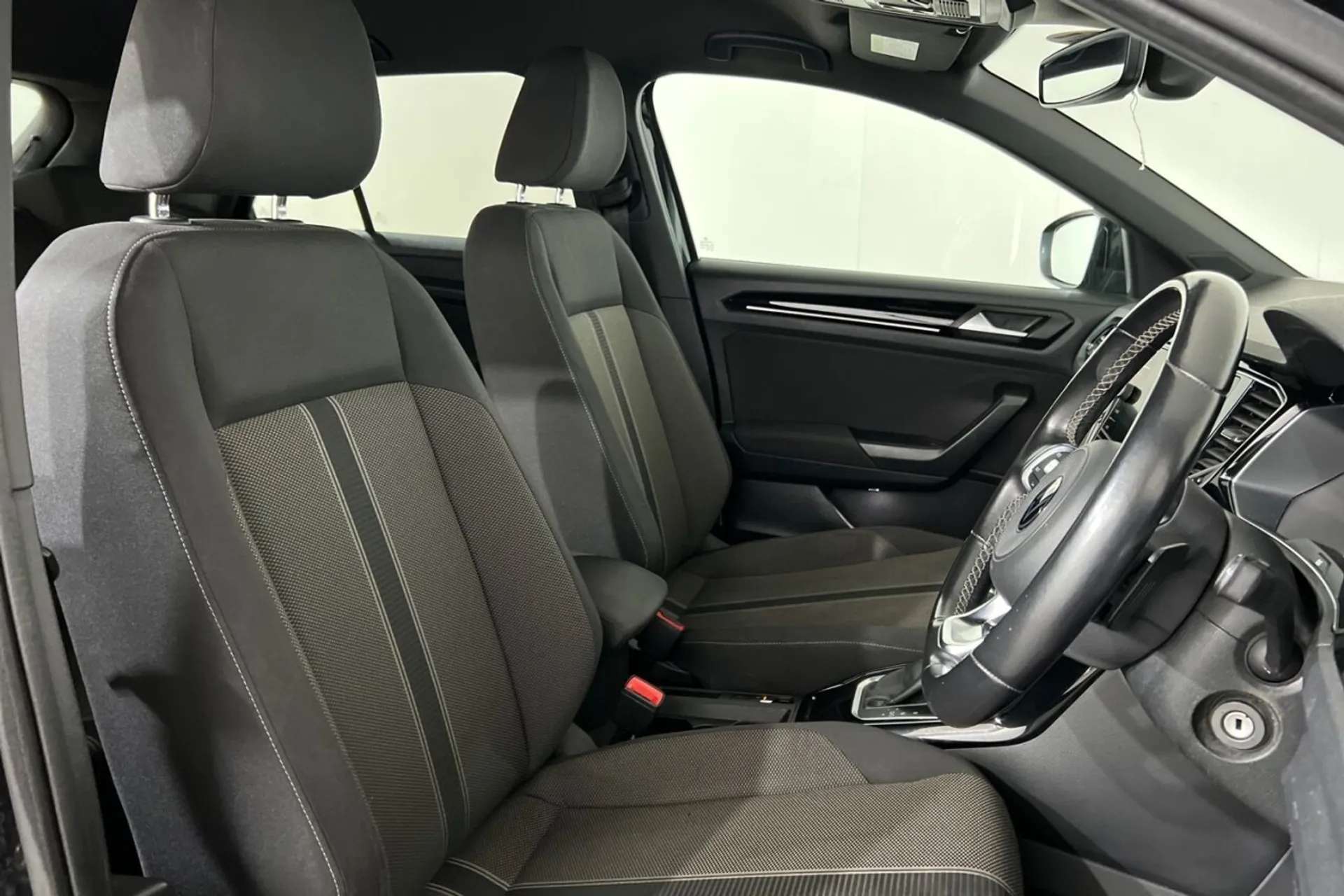 2020 VOLKSWAGEN T-ROC 2020 VOLKSWAGEN T-ROC