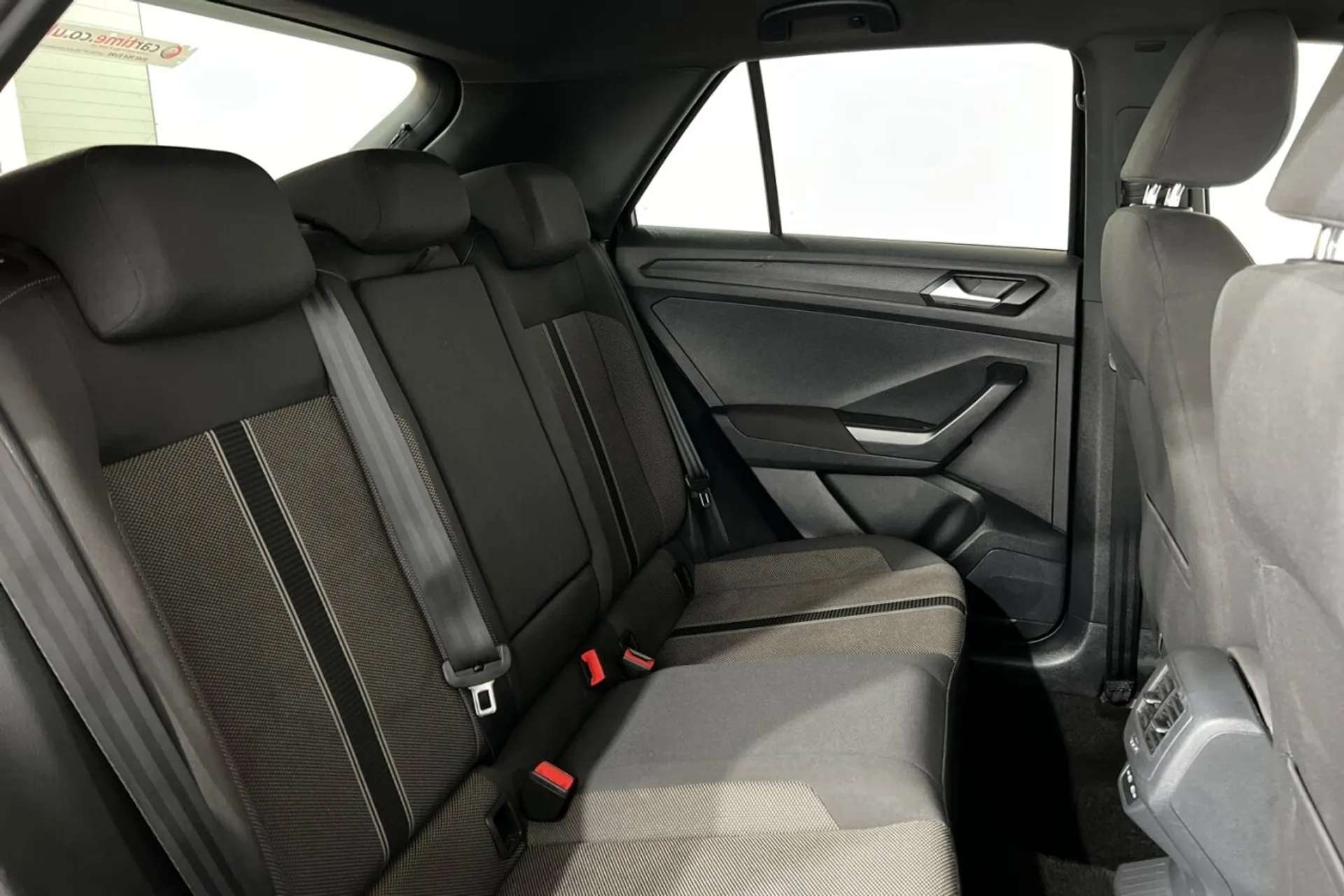 2020 VOLKSWAGEN T-ROC 2020 VOLKSWAGEN T-ROC