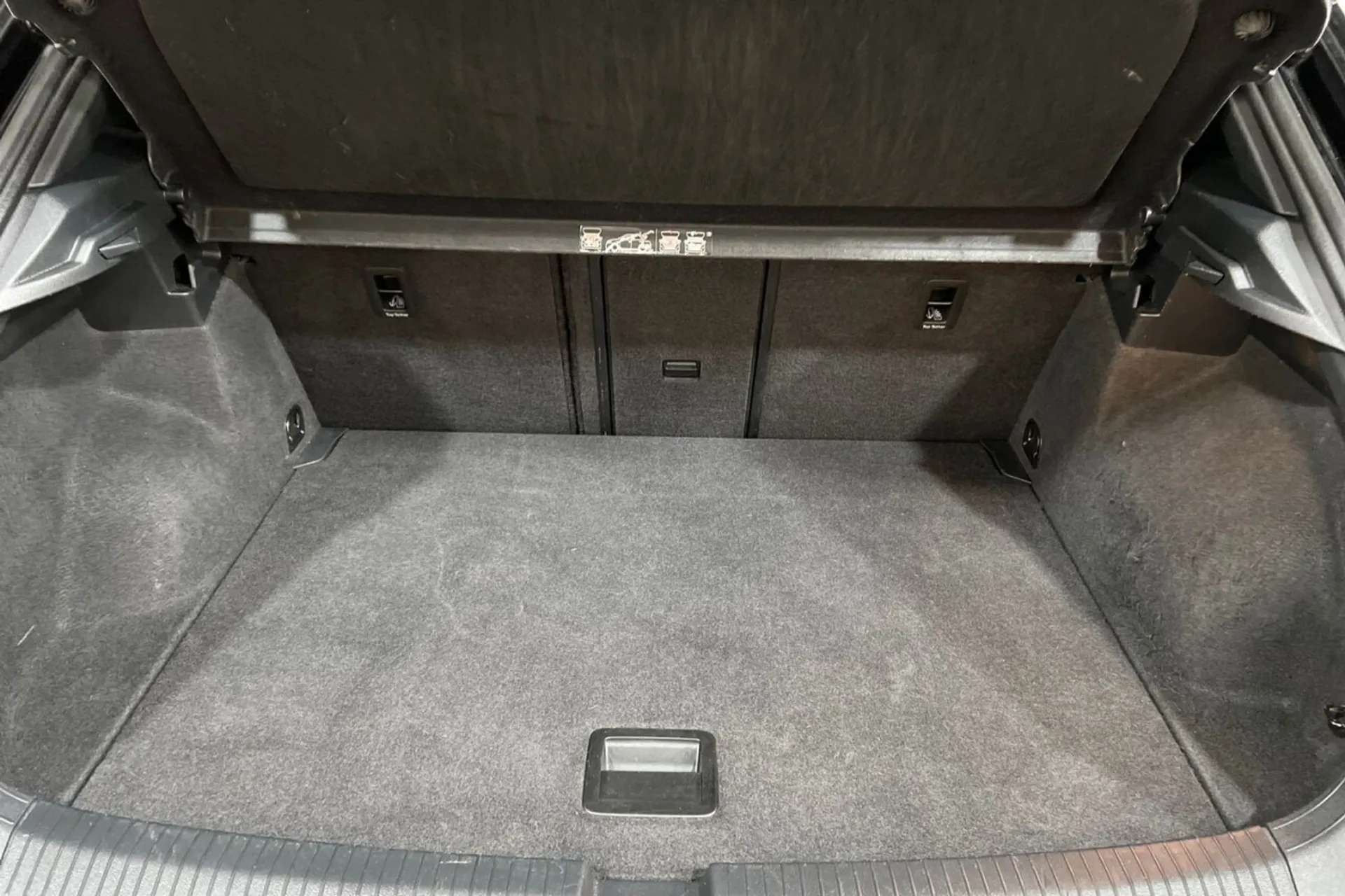 2020 VOLKSWAGEN T-ROC 2020 VOLKSWAGEN T-ROC