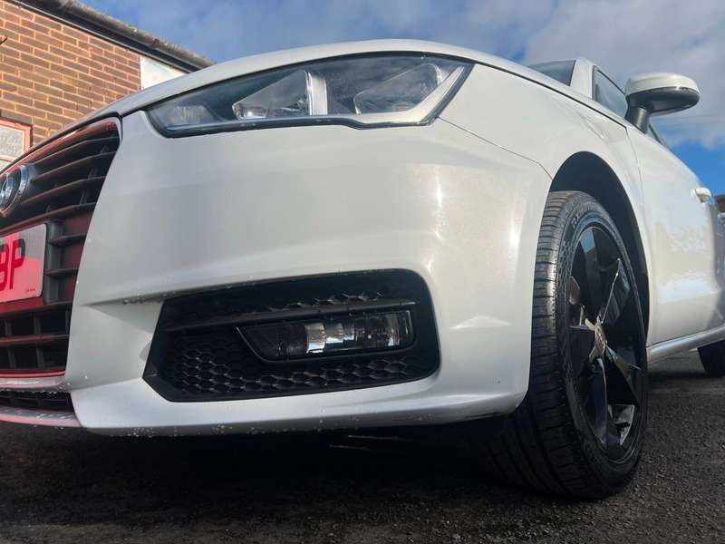 2015 AUDI A1 2015 AUDI A1