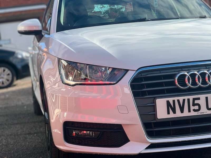 2015 AUDI A1 2015 AUDI A1