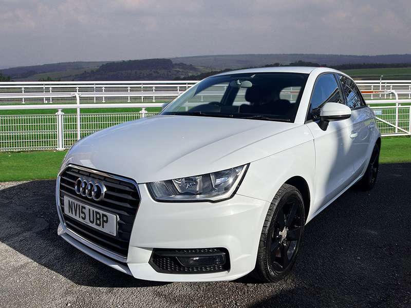 2015 AUDI A1 2015 AUDI A1