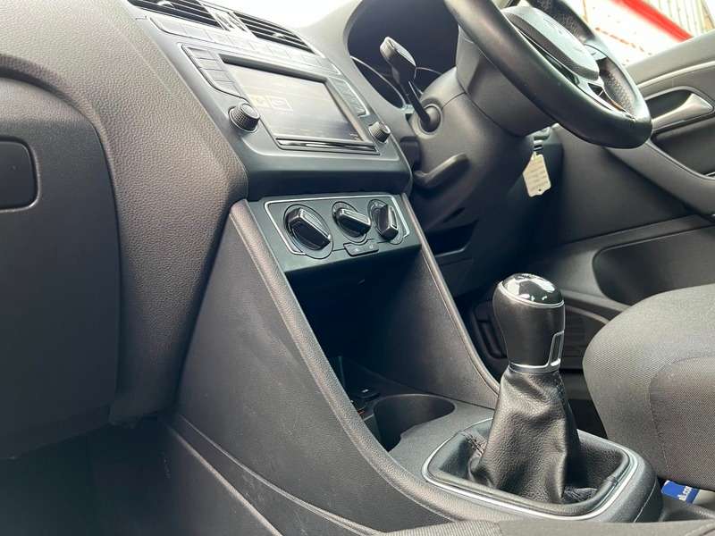 2017 VOLKSWAGEN POLO 2017 VOLKSWAGEN POLO