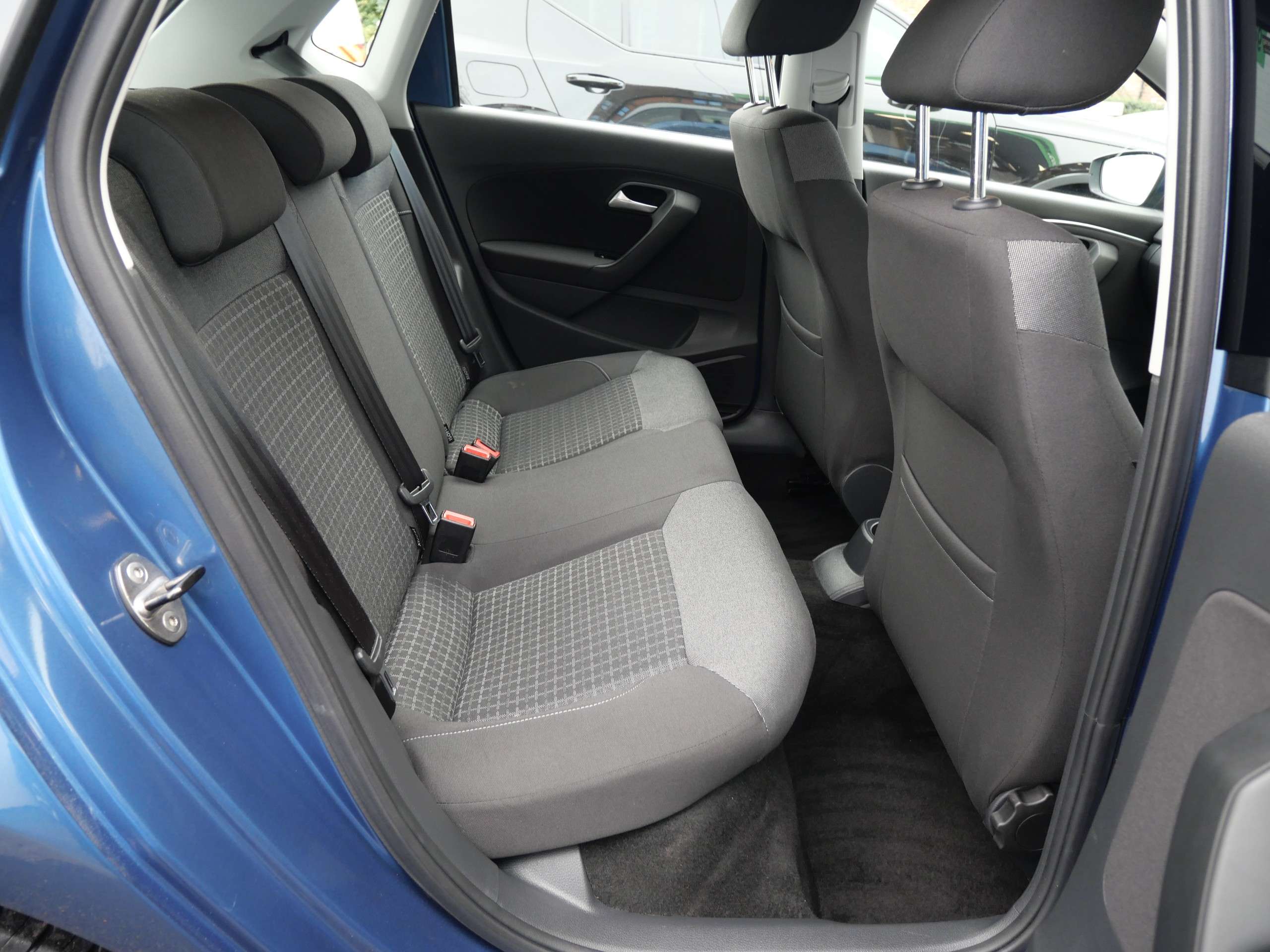 2015 VOLKSWAGEN POLO 2015 VOLKSWAGEN POLO