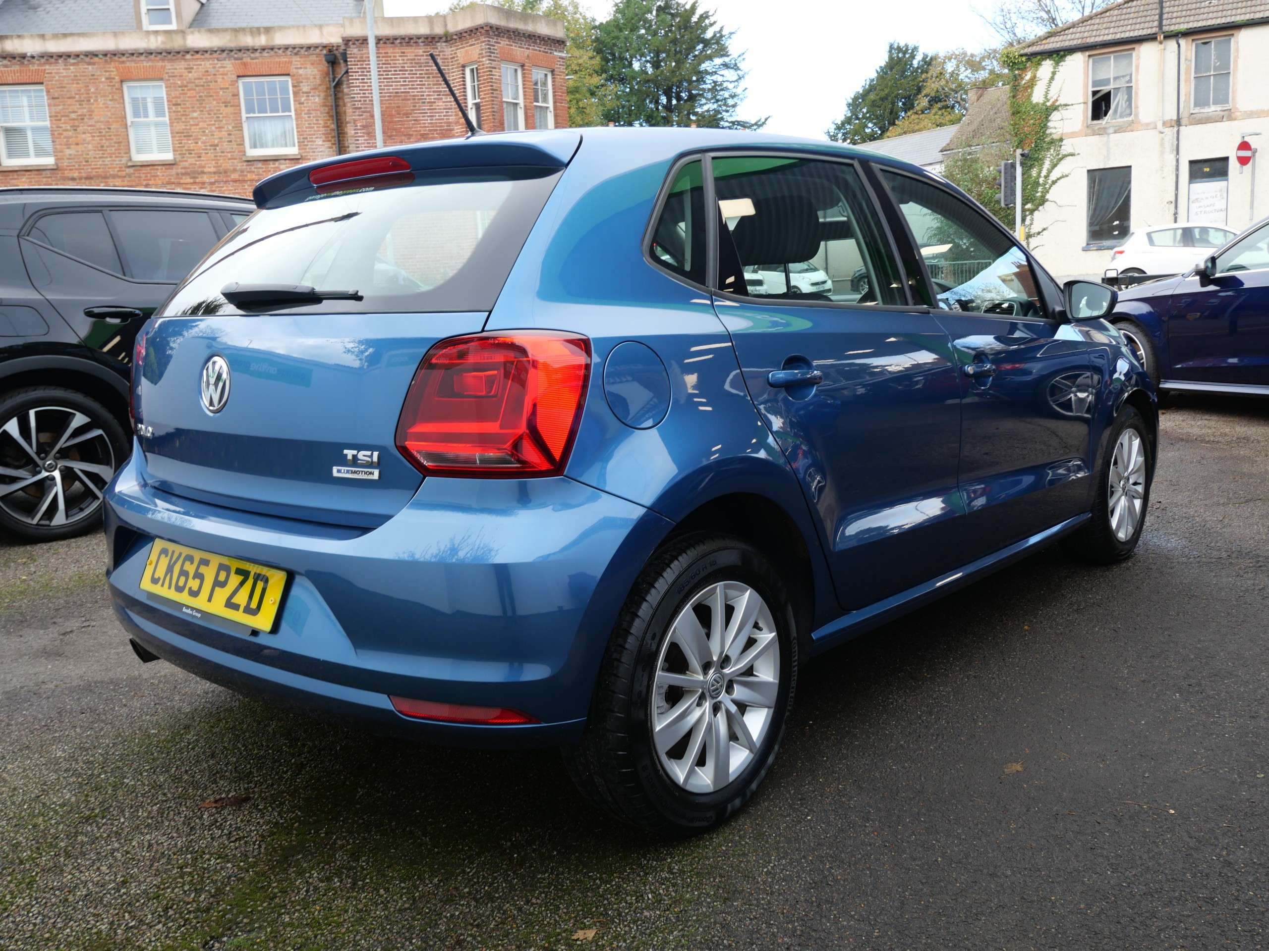 2015 VOLKSWAGEN POLO 2015 VOLKSWAGEN POLO