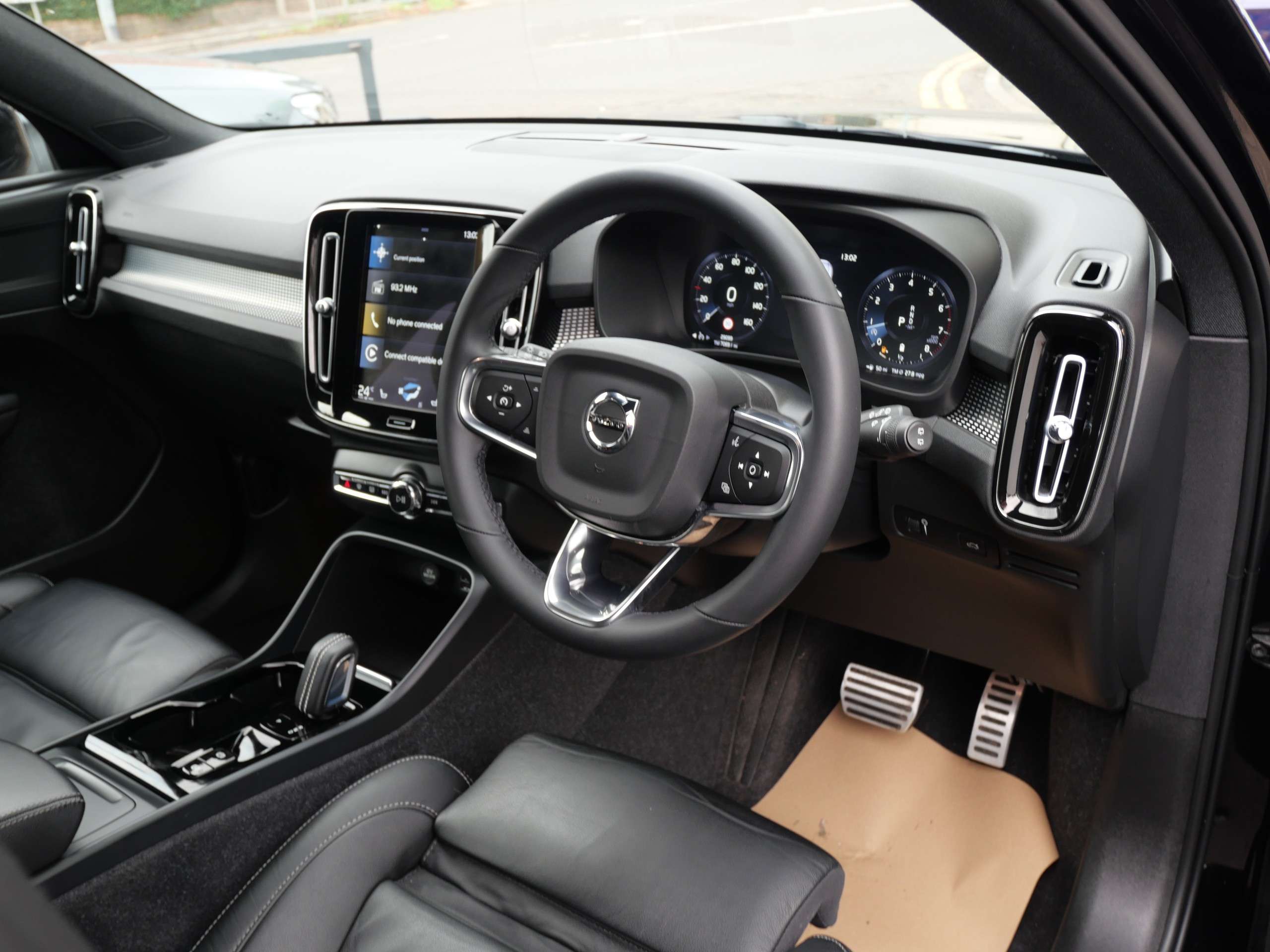 2021 VOLVO XC40 2021 VOLVO XC40